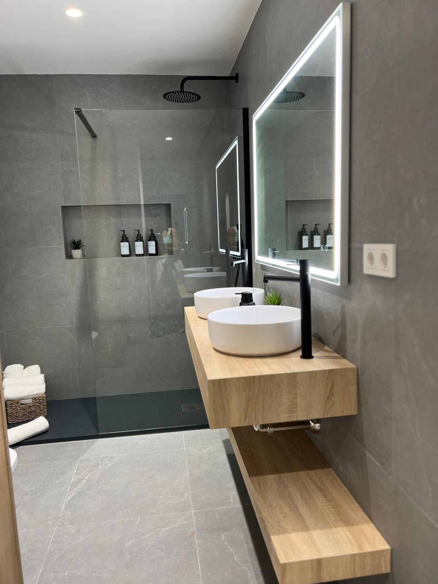 Lofts Jumaral - La Magdalena Apartment Kordoba Bagian luar foto
